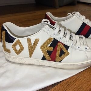 Gucci - Ace Embroidered Loved Leather Sneaker